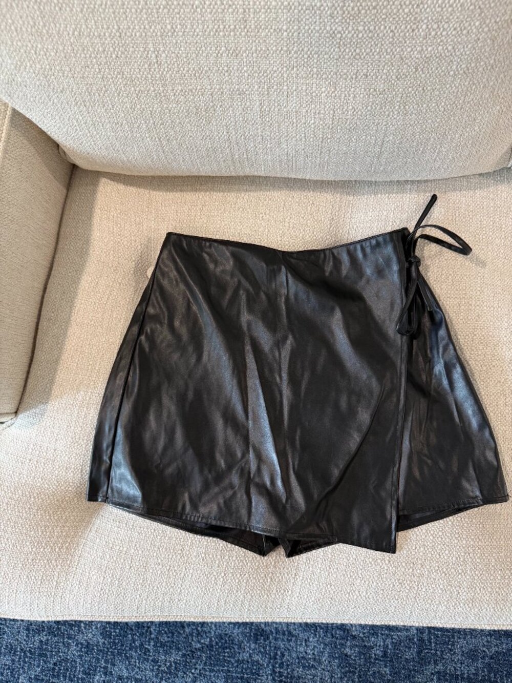 MOD on Trend faux leather black mini skort - Size Small